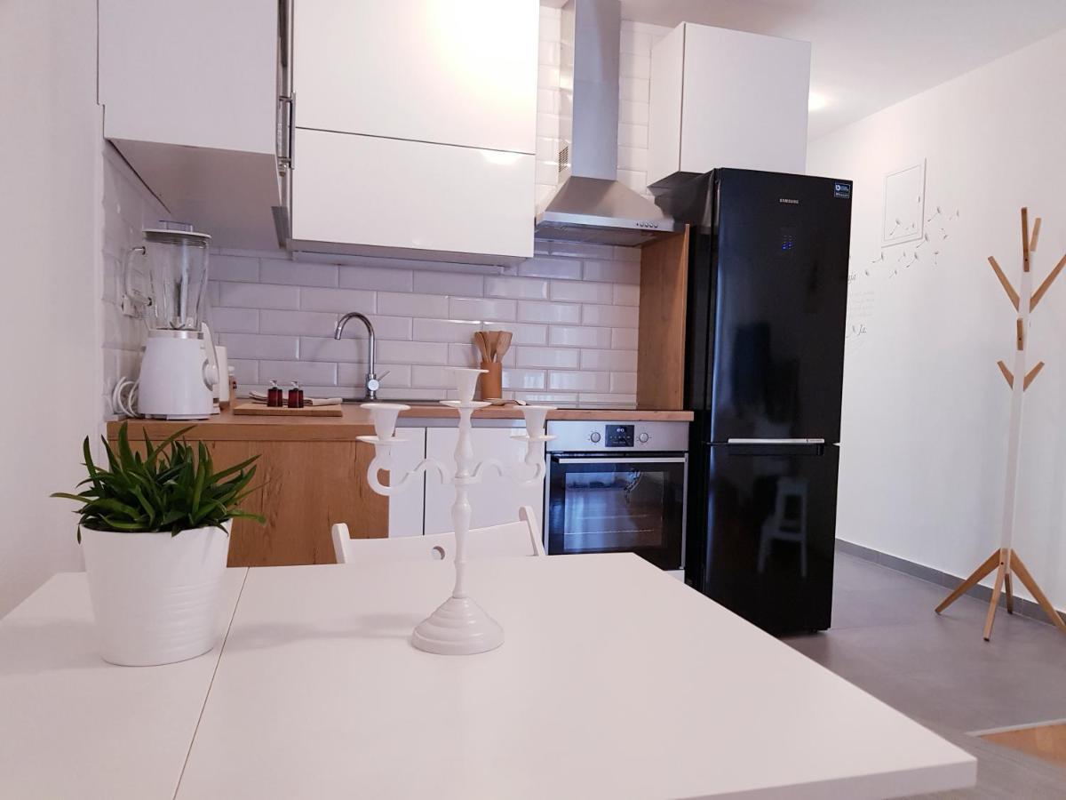 Apartman Noa สปลิท ภายนอก รูปภาพ